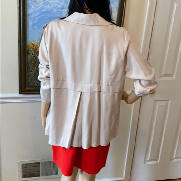 Jacket - Picture 4 of 4